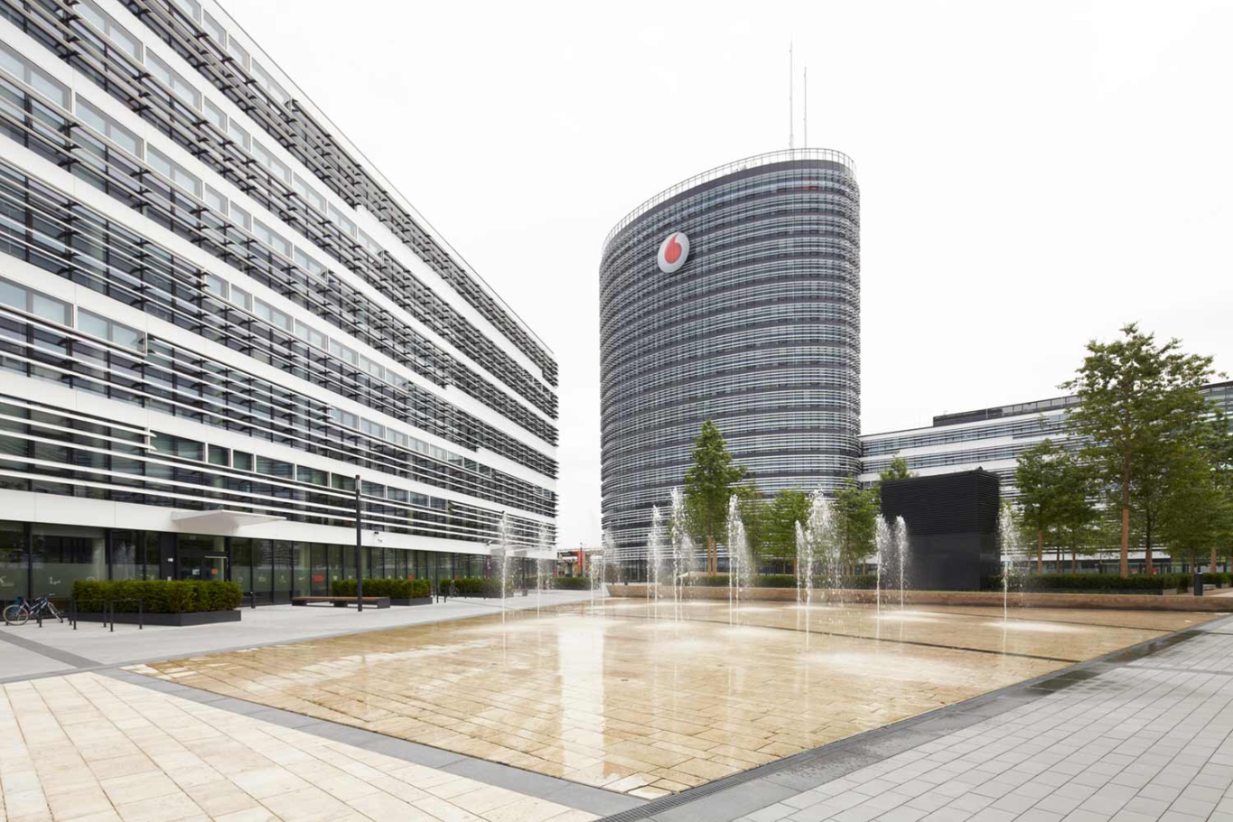 Architekturfotografie Lioba Schneider: Neubau des Vodafone-Campus in Düsseldorf.